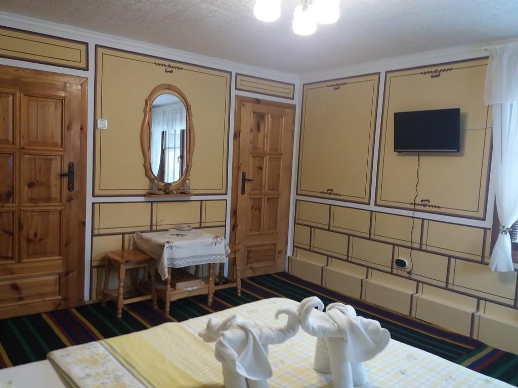 Guest House Bashtina Striaha Koprivchtitsa Extérieur photo