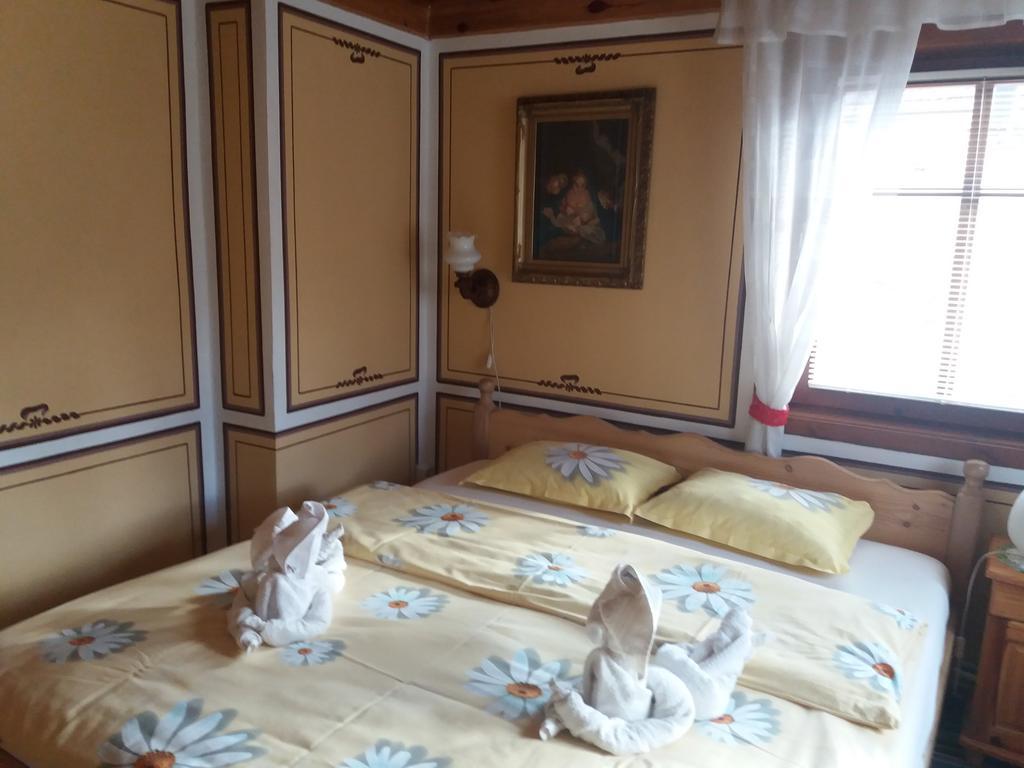 Guest House Bashtina Striaha Koprivchtitsa Extérieur photo