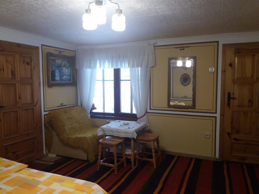 Guest House Bashtina Striaha Koprivchtitsa Extérieur photo